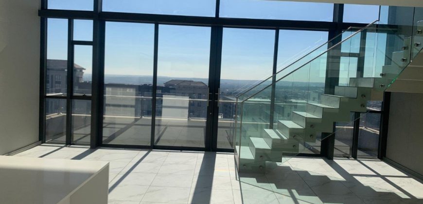 4 BEDROOM APARTMENT / FLAT FOR SALE IN SANDTON CENTRAL